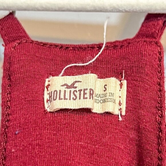 Hollister Cranberry Velour Design Fit & Flare Tank Top Size S - Picture 2 of 5
